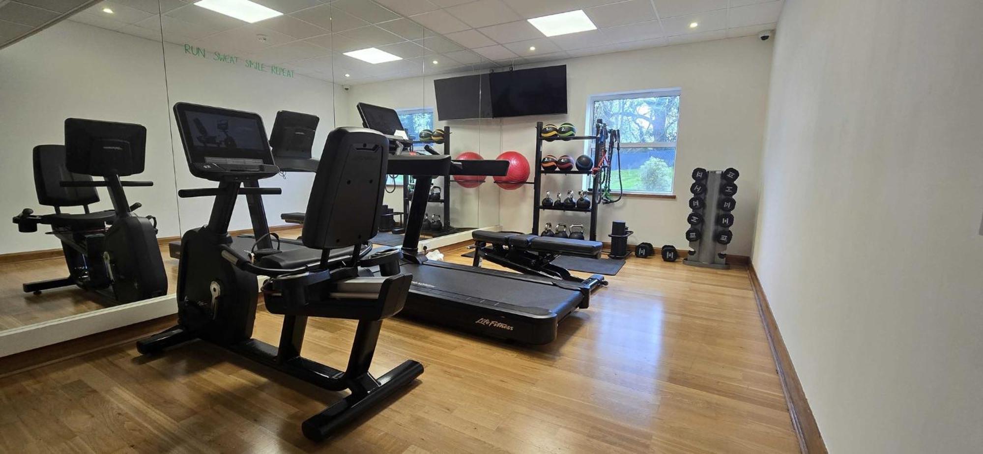 Holiday Inn Bristol Airport By Ihg Redhill  Esterno foto