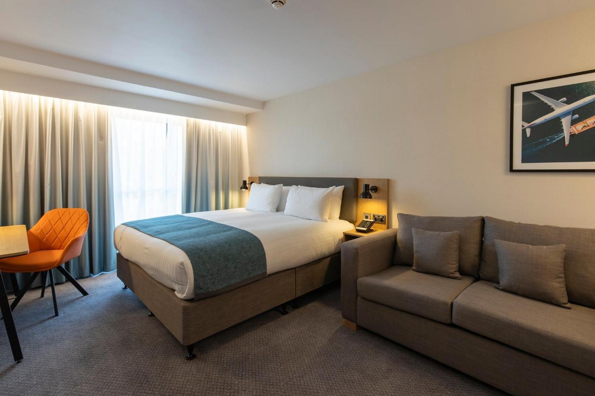 Holiday Inn Bristol Airport By Ihg Redhill  Esterno foto