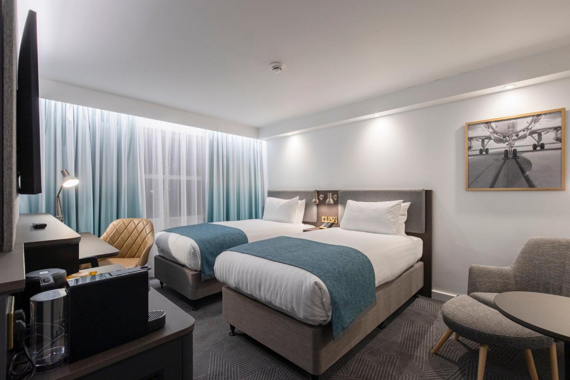 Holiday Inn Bristol Airport By Ihg Redhill  Esterno foto
