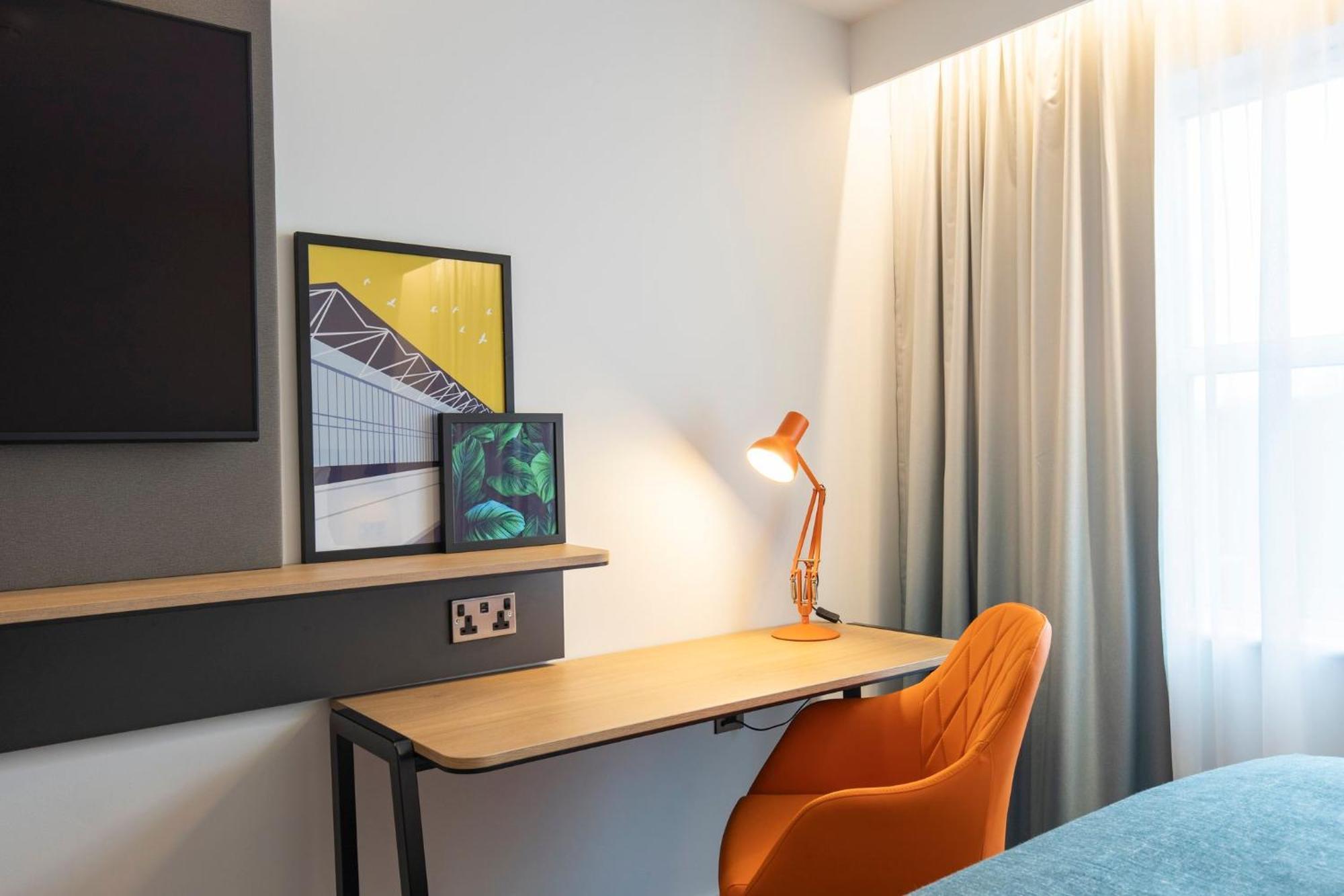 Holiday Inn Bristol Airport By Ihg Redhill  Esterno foto