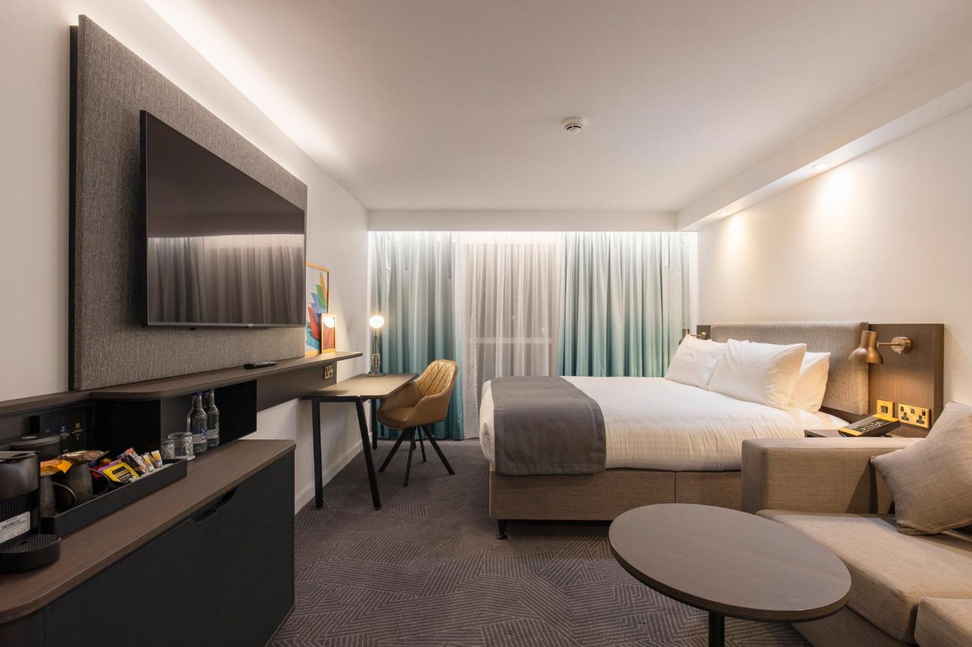 Holiday Inn Bristol Airport By Ihg Redhill  Esterno foto