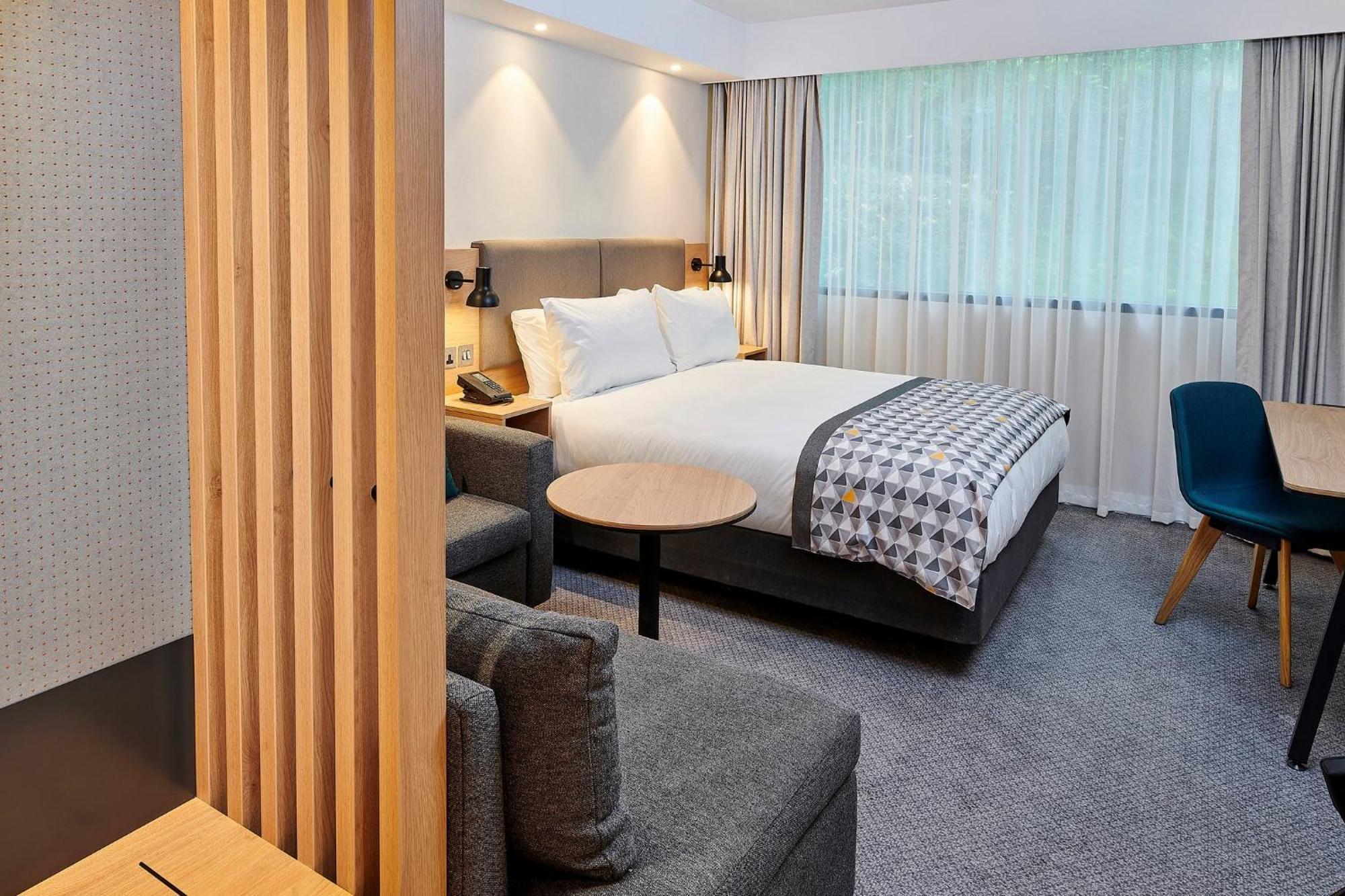 Holiday Inn Bristol Airport By Ihg Redhill  Esterno foto