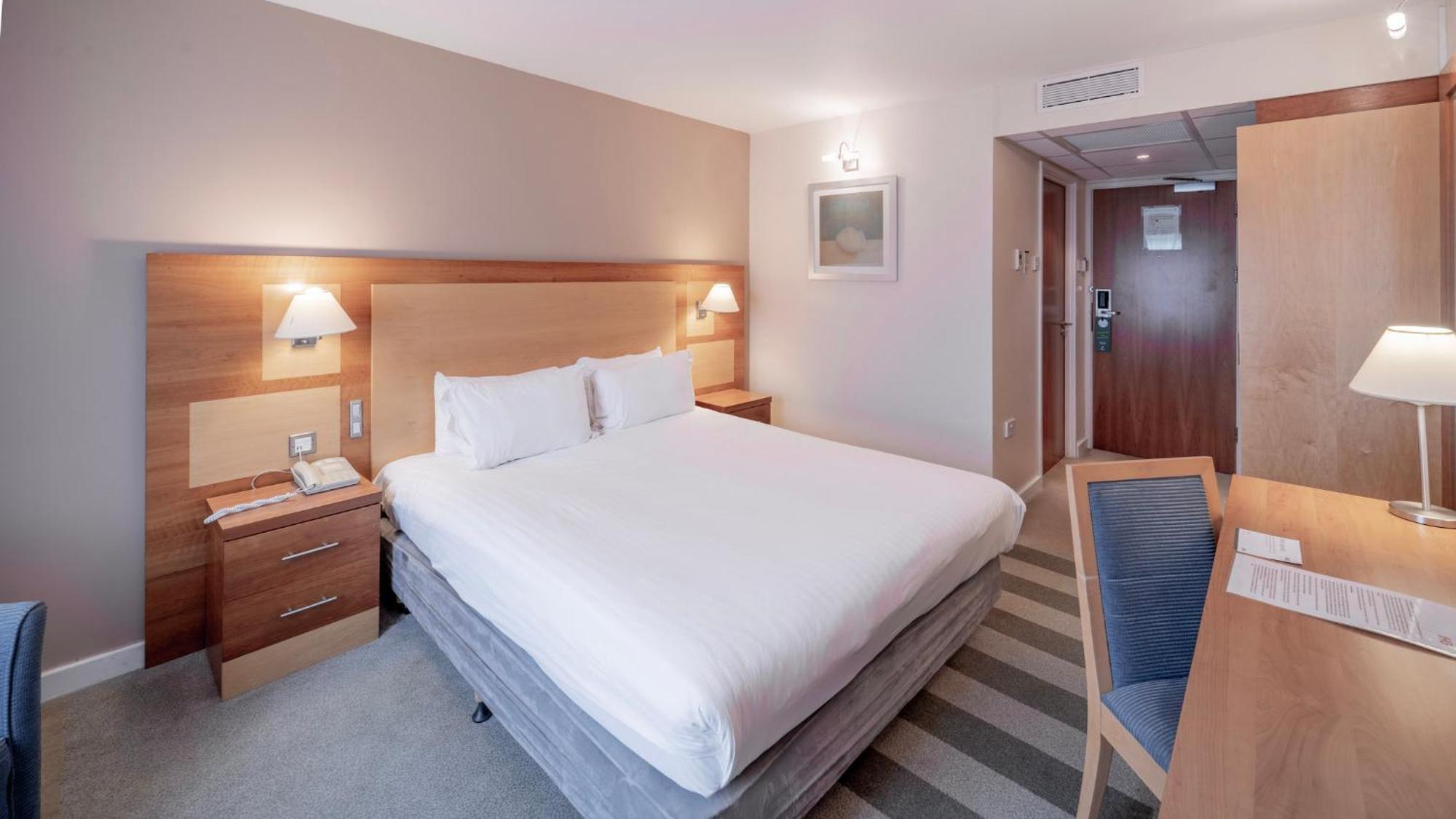 Holiday Inn Bristol Airport By Ihg Redhill  Esterno foto